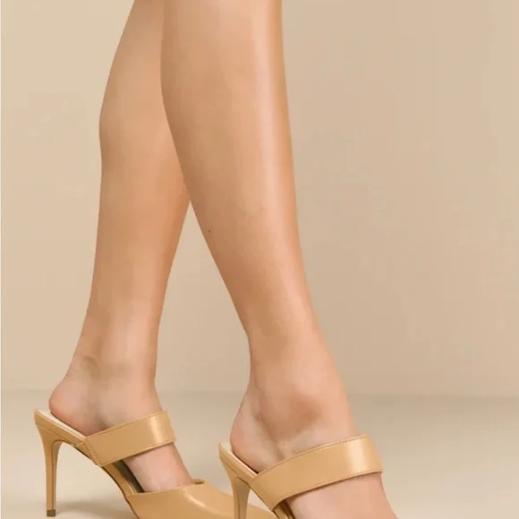 Lulu's Tan Faire Mules - Picture 2 of 8